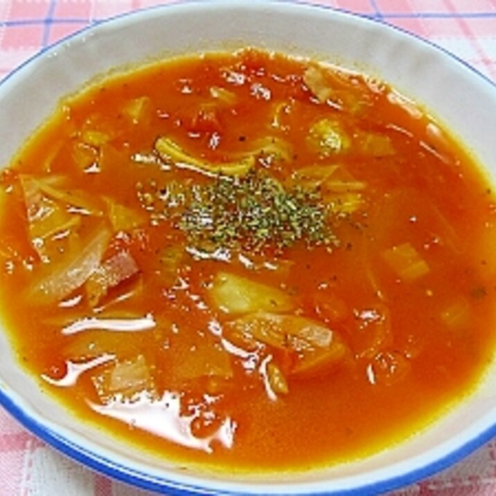 トマトと野菜のスープ
